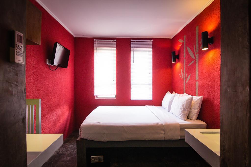 Kayun Hostel Legian Chambre photo