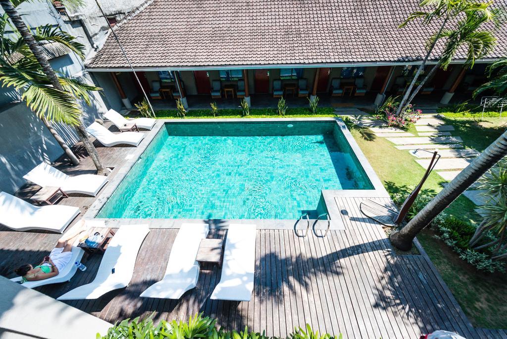 Kayun Hostel Legian Chambre photo