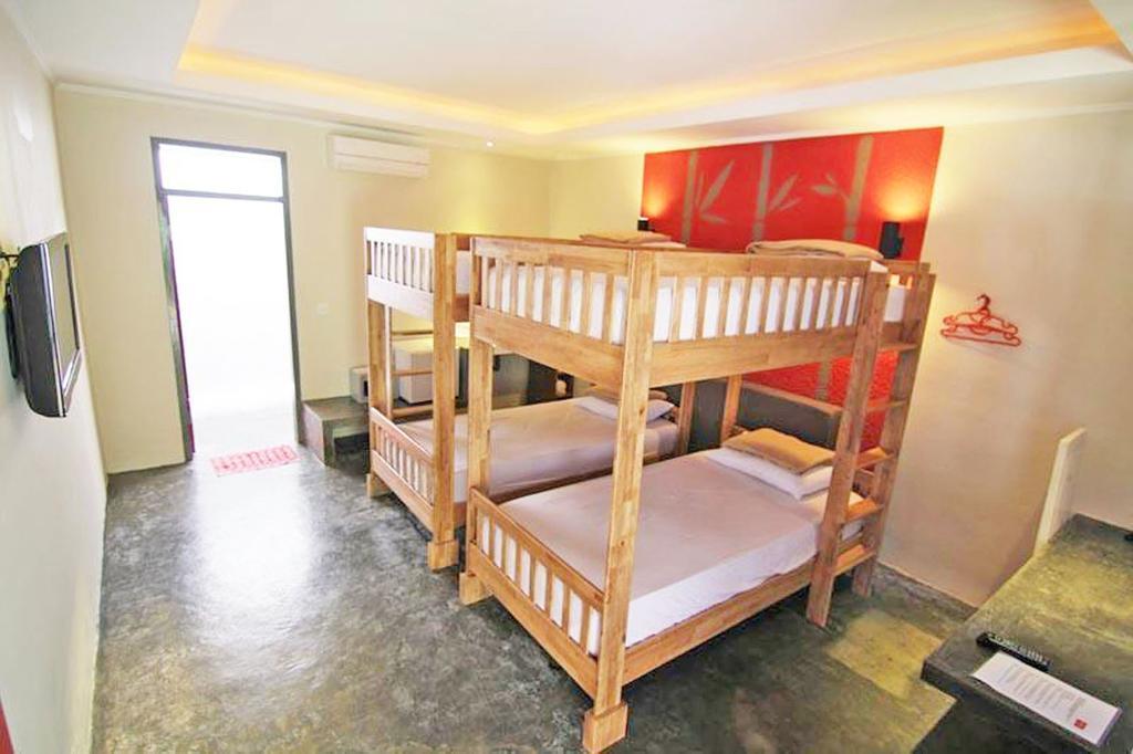 Kayun Hostel Legian Chambre photo