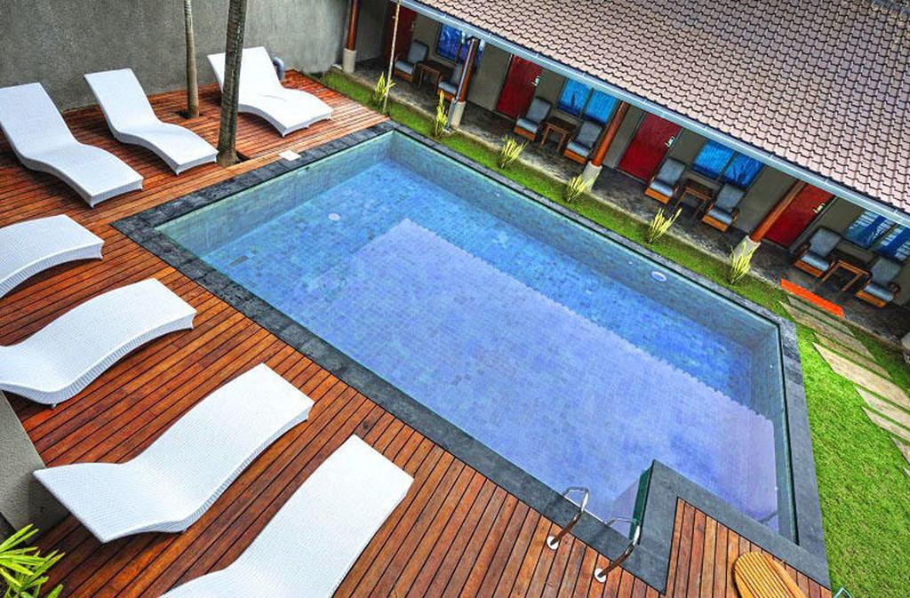 Kayun Hostel Legian Chambre photo