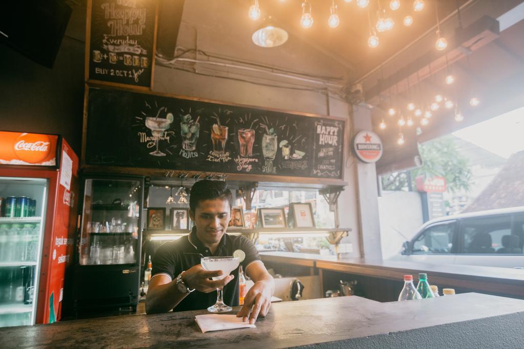 Kayun Hostel Legian Extérieur photo