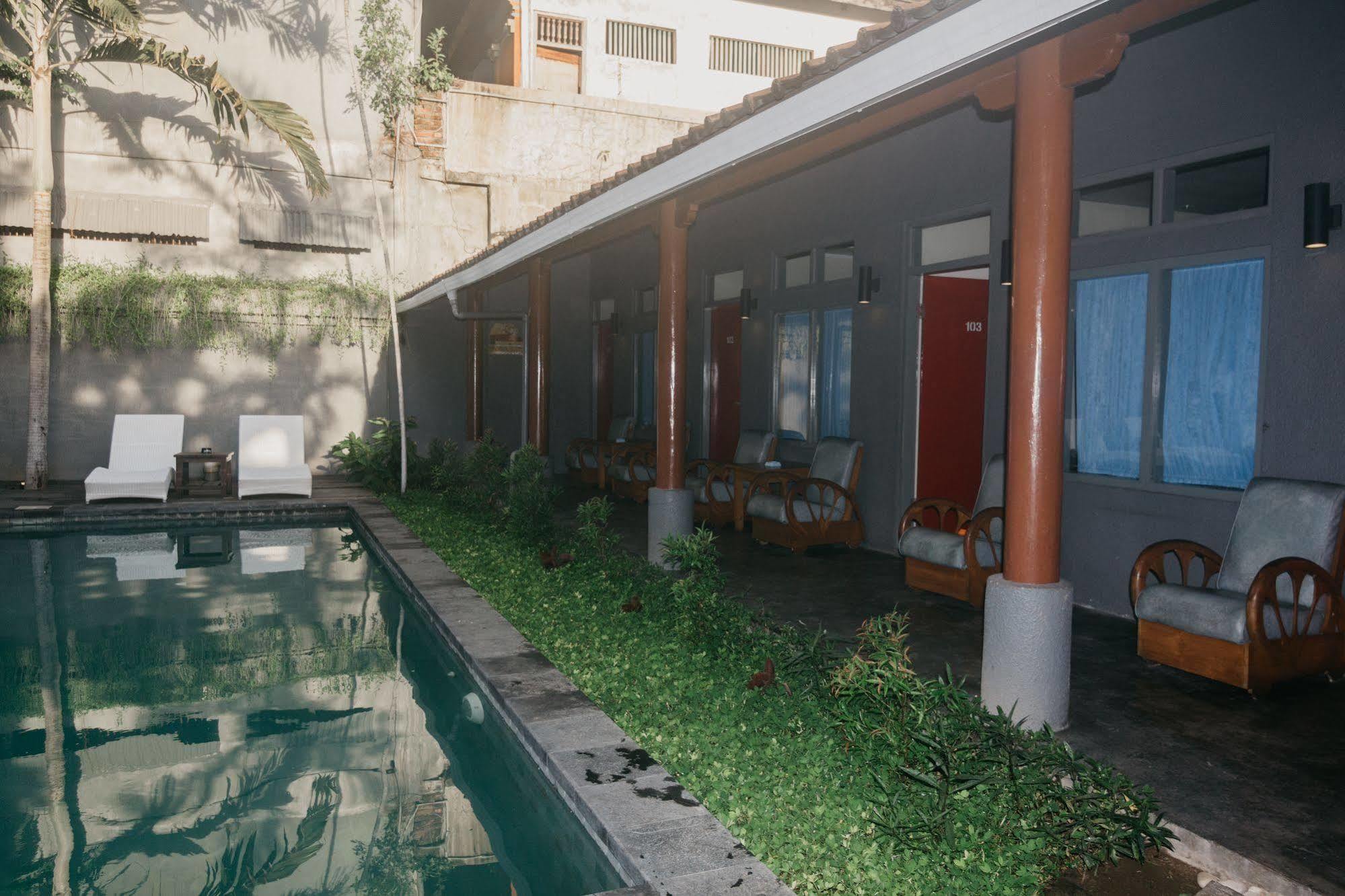 Kayun Hostel Legian Extérieur photo